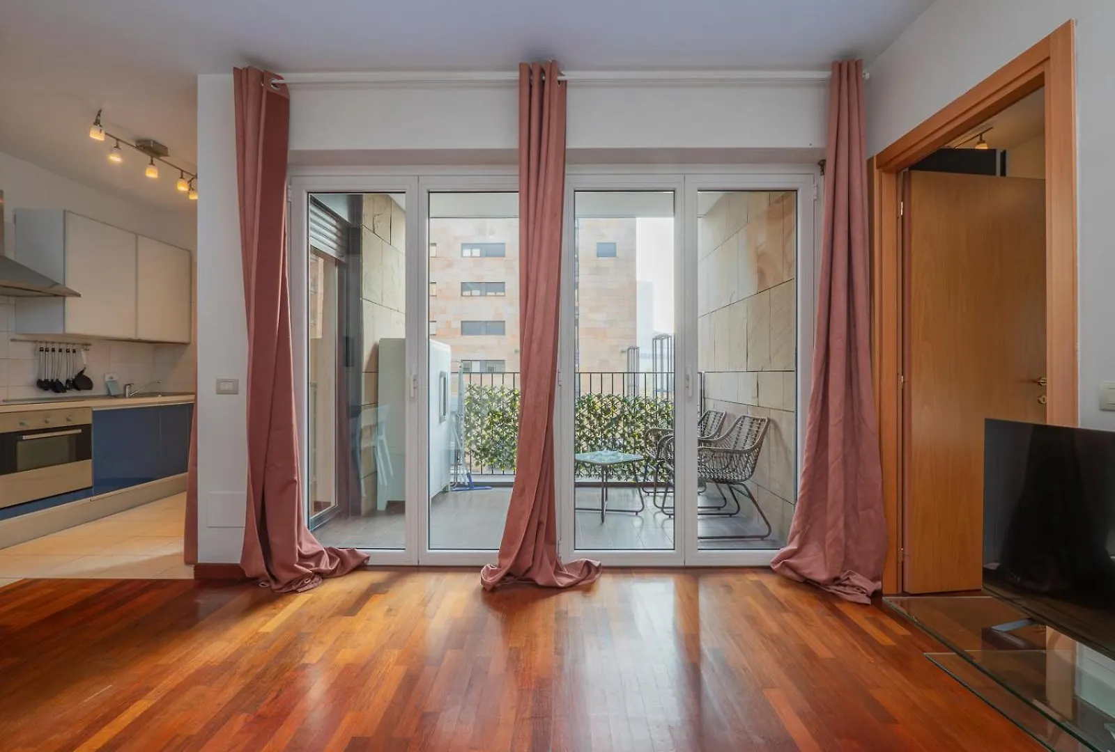 I Host Apartment - Trivulziana 3 Milan Italy