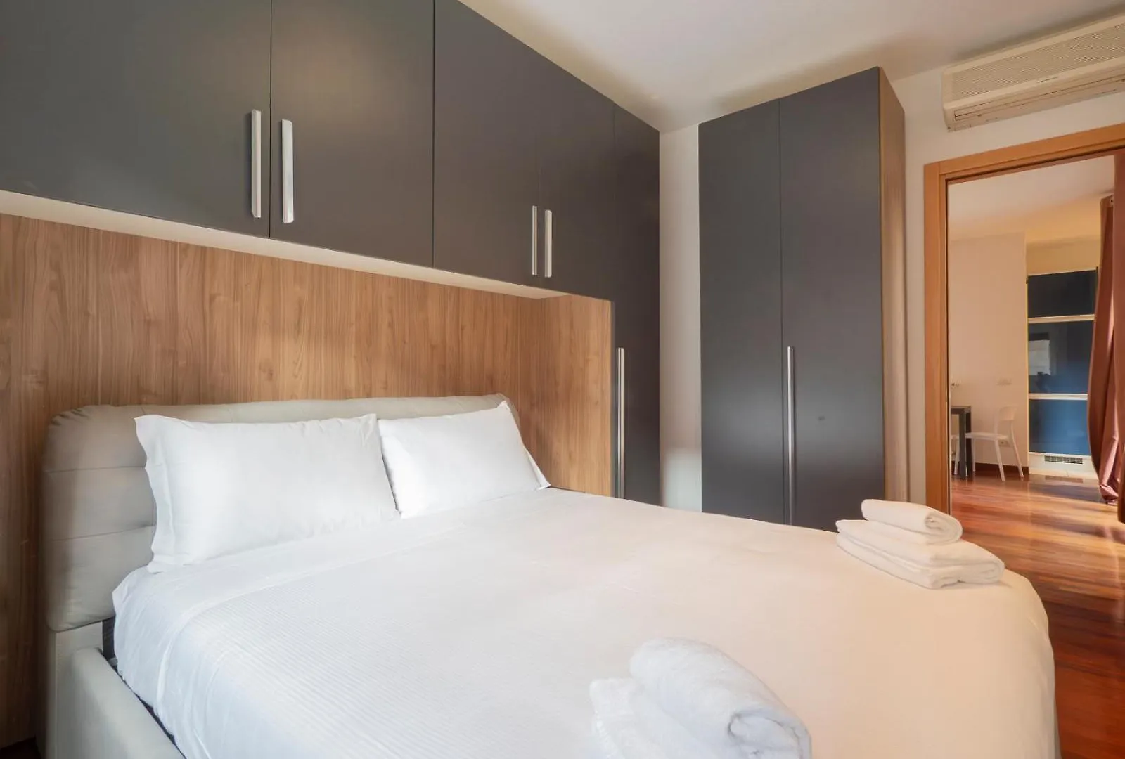 I Host Apartment - Trivulziana 3 Milan