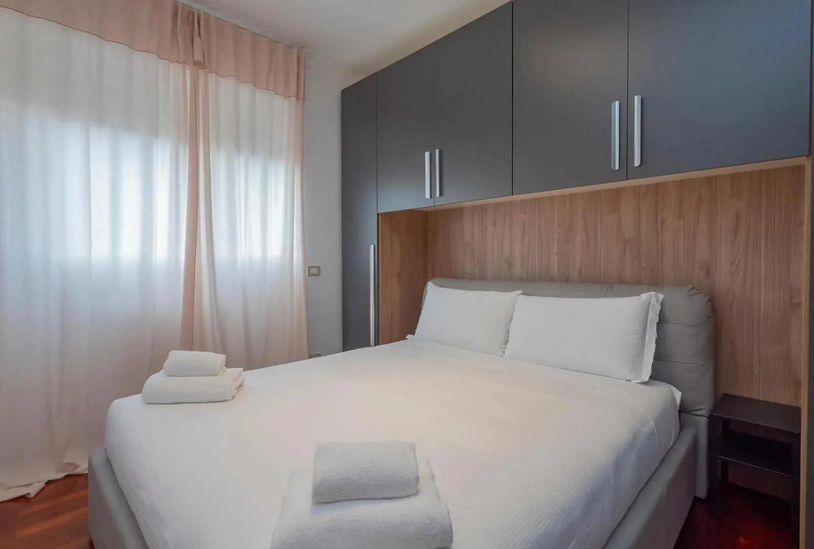 I Host Apartment - Trivulziana 3 Milan