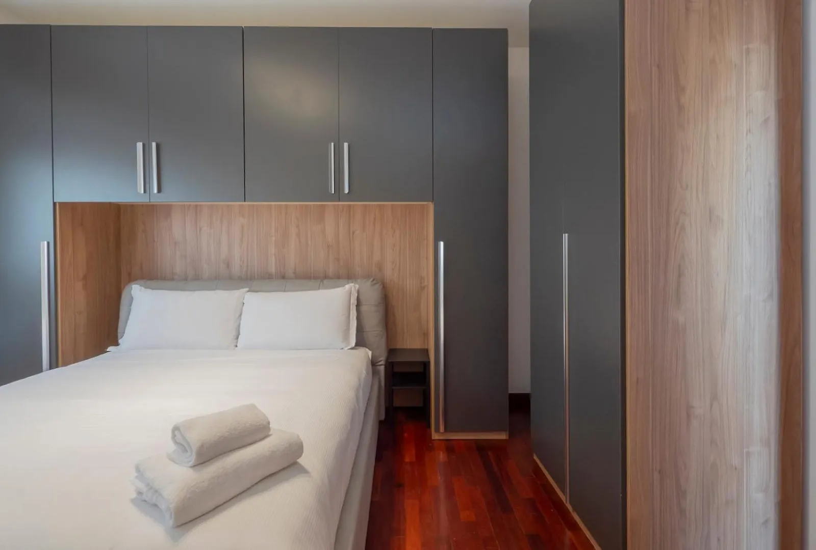 I Host Apartment - Trivulziana 3 Milan