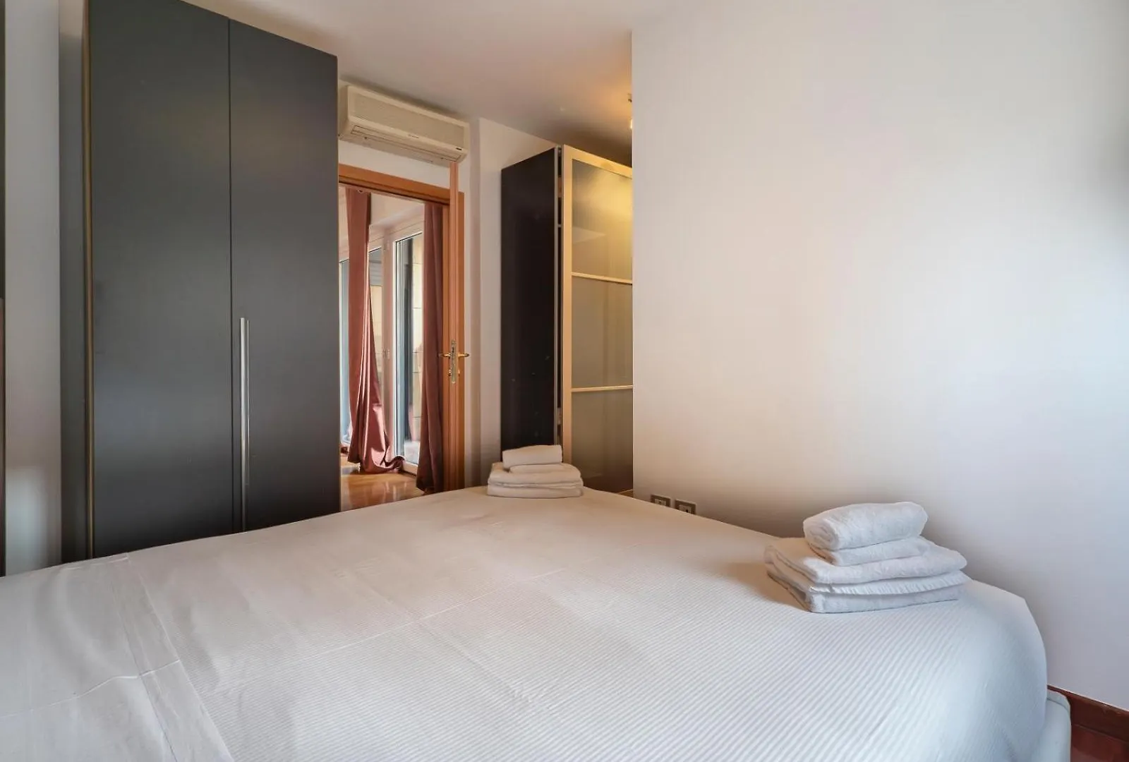 I Host Apartment - Trivulziana 3 Milan