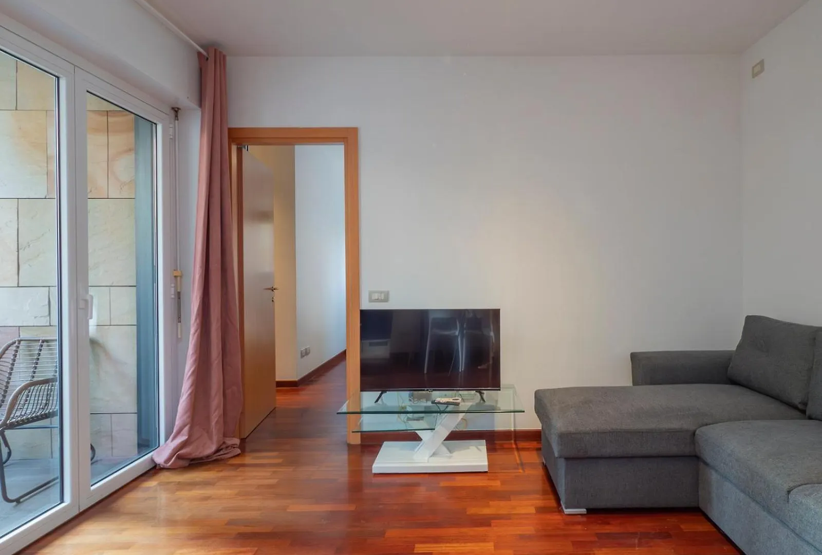 I Host Apartment - Trivulziana 3 Milan