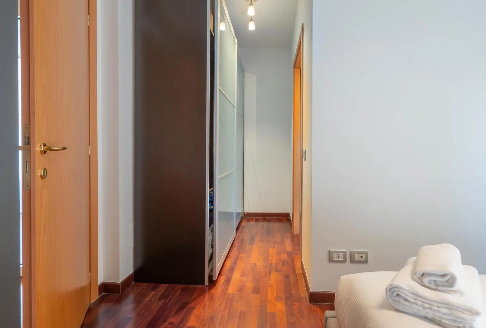 I Host Apartment - Trivulziana 3 Milan 0*,